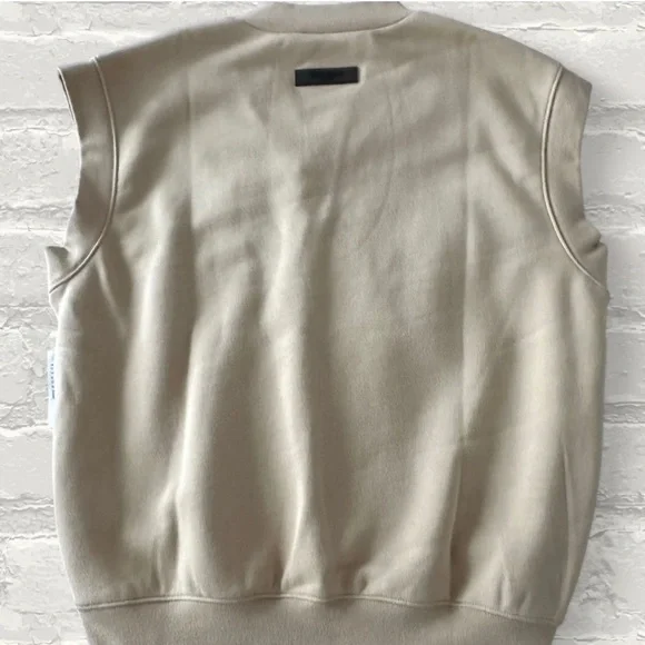 Fear of God Essentials V-Neck Vest in Sand - Picture 7 of 7